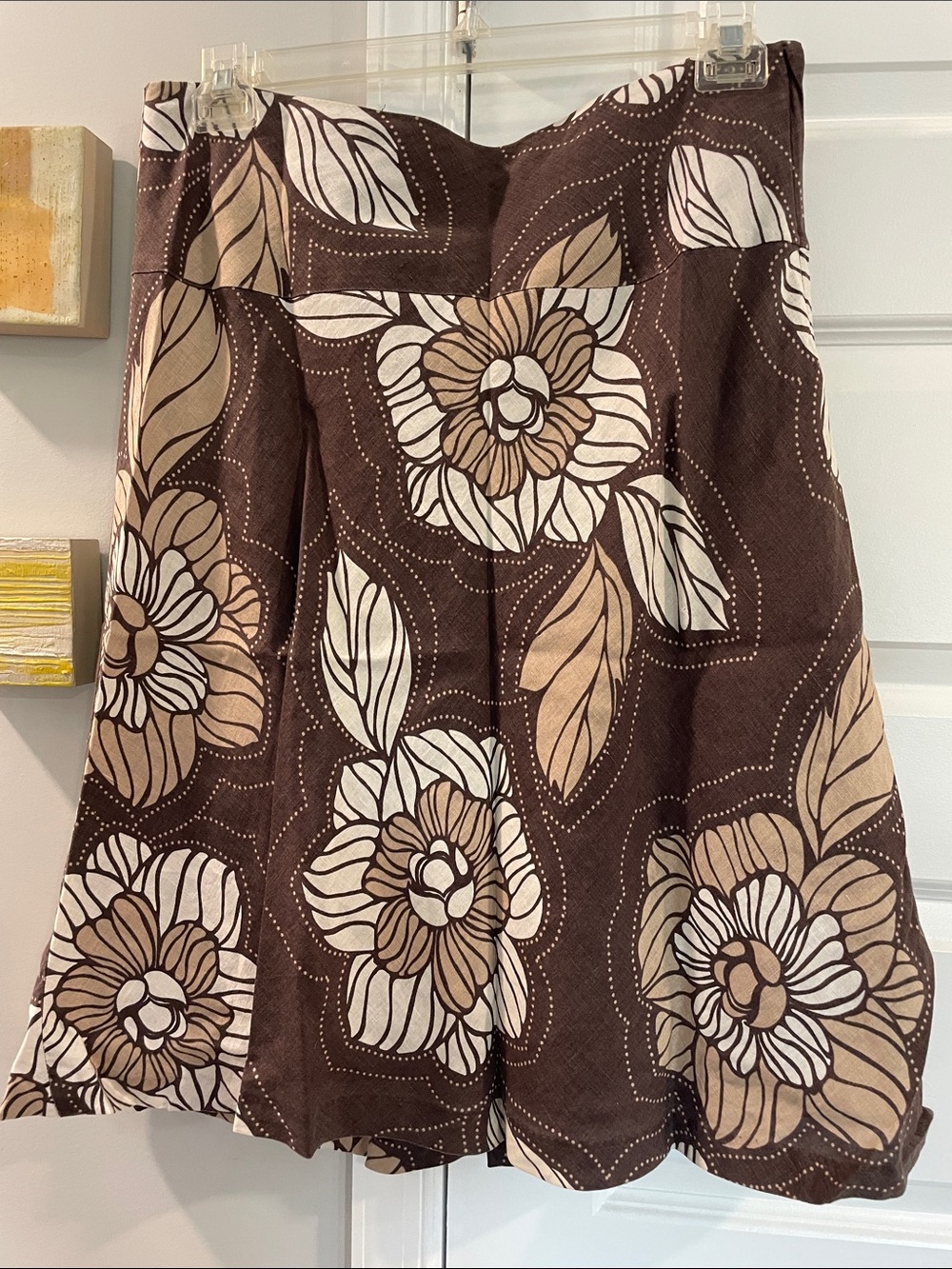 H&M Brown Floral A-Line Skirt with Cream and Tan Flowers